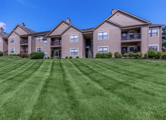 Terraces_At_Forest_Springs_Exterior_9_Louisville_KY