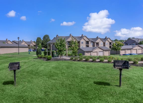 Terraces_At_Forest_Springs_Exterior_8_Louisville_KY