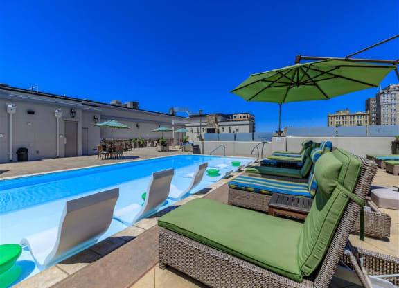 The_Orion_Pool_1_St_Louis_MO
