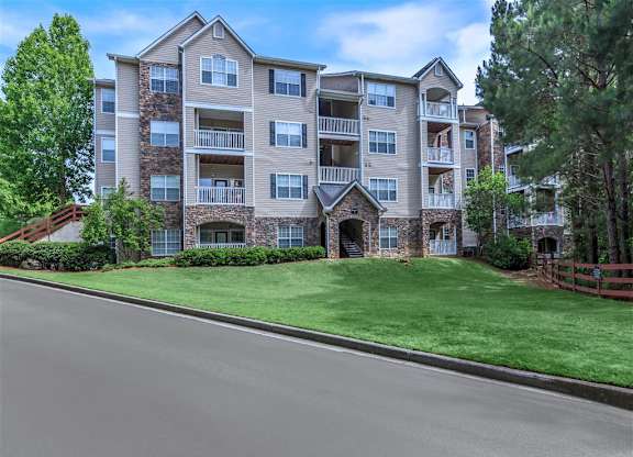 Walden_Crossing_Exterior_8_Canton_GA