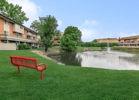 Whispering_Hills_Exterior_2_St_Louis_MO