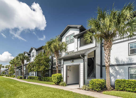 The Point at Tamaya Luxury Apartments in Jacksonville, FL 32246 Exterior 03