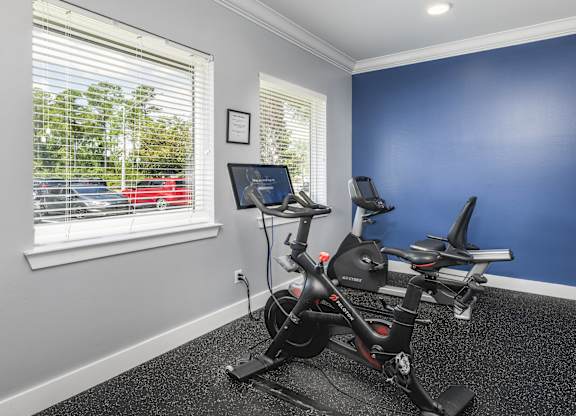 The Point at Tamaya Luxury Apartments in Jacksonville, FL 32246 Fitness Center 02