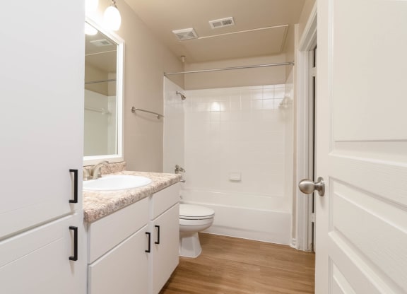 Westshore_Colony_Interior_23_New_Braunfels_TX