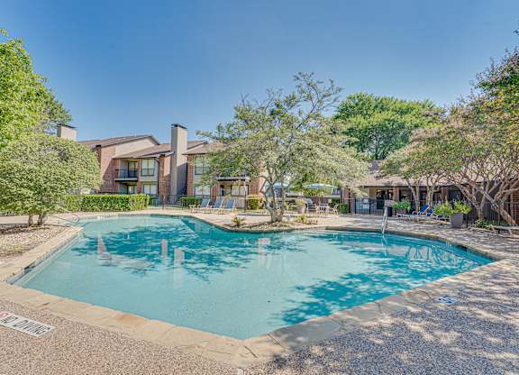 Poolside Relaxation Area at Bardin Oaks Apartments, Arlington, Texas