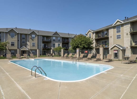 Outdoor pool at Eagle Run Apartments in northwest Omaha 68164
