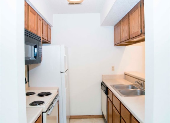 kitchen at Capitol View Apartments in Lincoln Nebraska