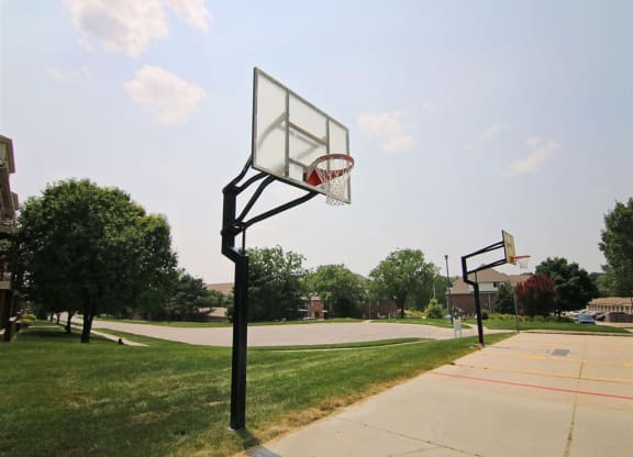 basketball hoop at Fountain Glen Apartments in Lincoln Nebraska