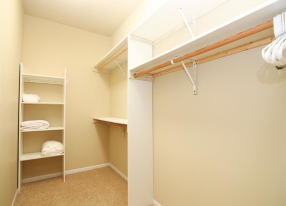 Walk in closet space at Ridge Pointe Villas in Lincoln Nebraska