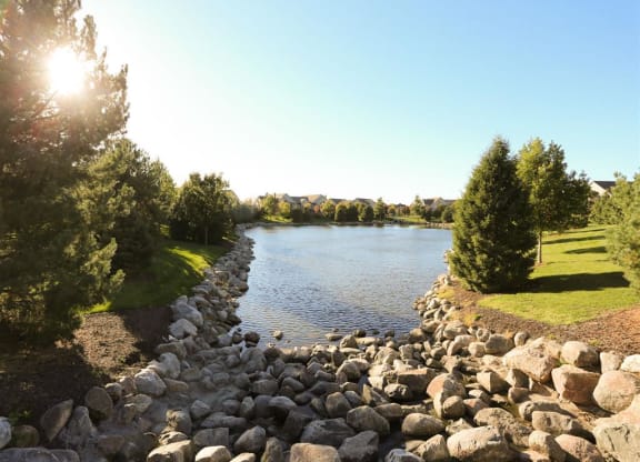 pond area at Stone Ridge Estates in Lincoln Nebraska