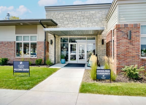 Exterior of clubhouse building at The Flats at Shadow Creek in Lincoln, NE