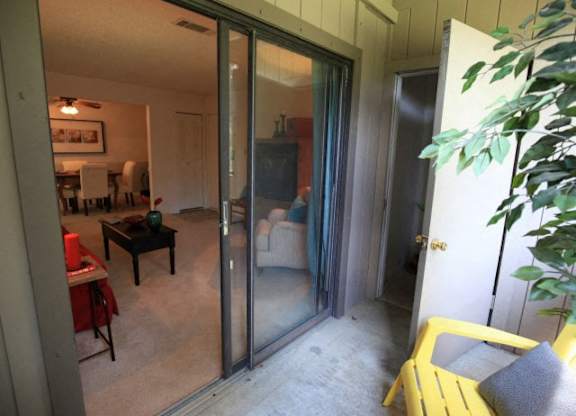 Three Oaks Apartments Balcony