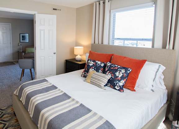 Ashbrooke Apartments Main Bedroom