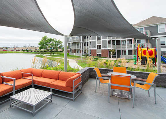 Ashbrooke Apartments Outdoor Kitchen