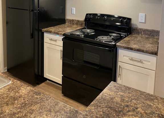 BayOak Apartments Kitchen III - Upgrade