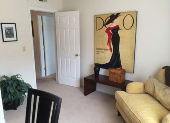 Oakbrook Court 2nd Bedroom II