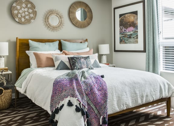 photo of the bright and roomy bedroom at The Q Playa, California