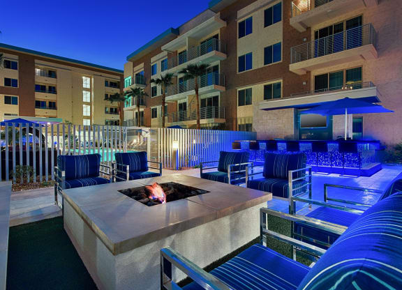 Get  cozy at our outdoor lounge area at The View at Cascade Apartments, Scottsdale