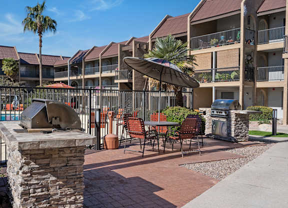 Exterior, Patio, Balcony, Courtyard, Landscaping