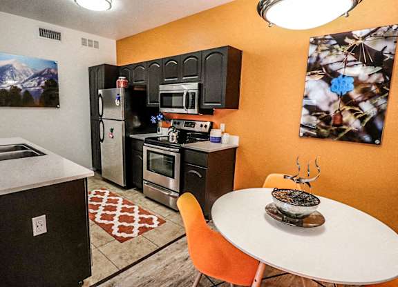 Kitchen, Refrigerator, Stove, Dishwasher, Sink
