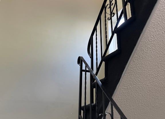 1358-1360 Hollis stairway