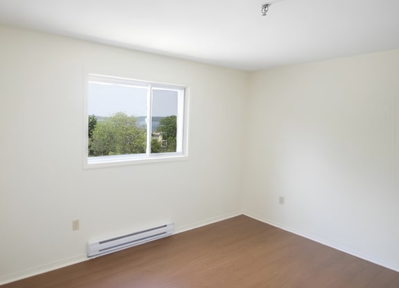 246 Bedford Highway bedroom