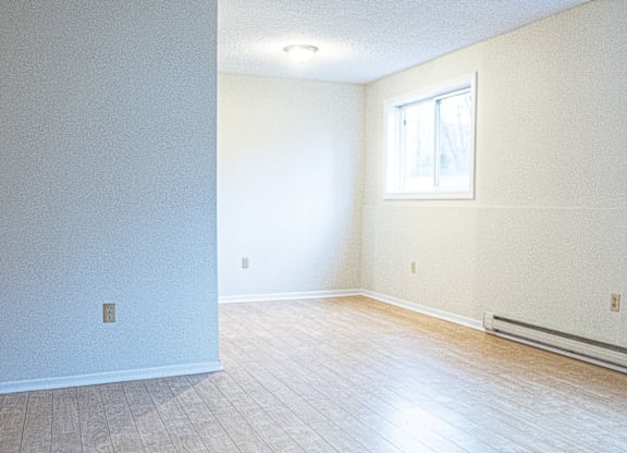 294-300 Main Avenue living space
