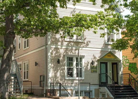 6087 South Exterior