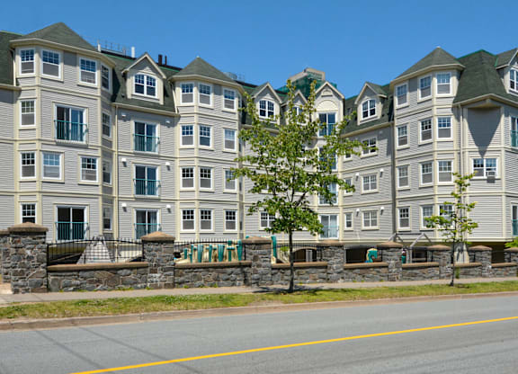 6101 South Exterior