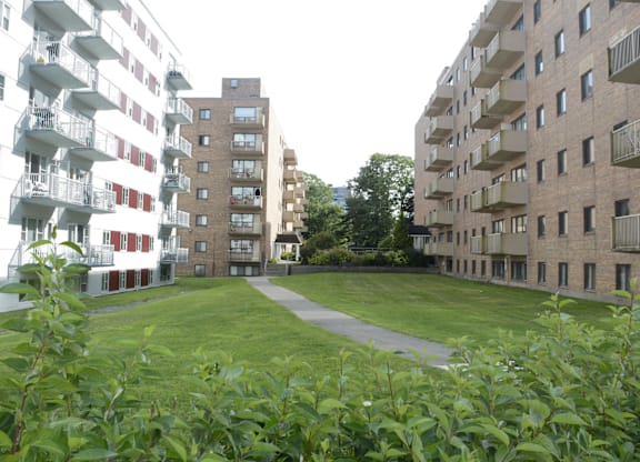 Brentwood Garden