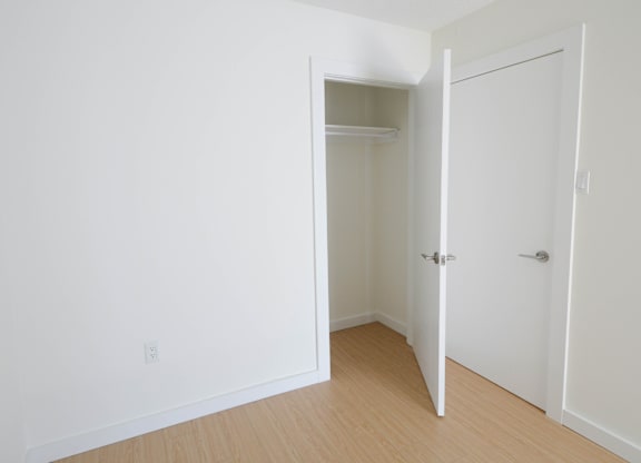 Garden Park Bedroom