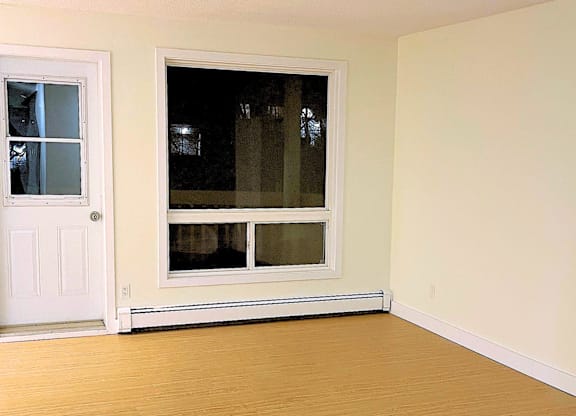 Hillcrest Living Room Balcony