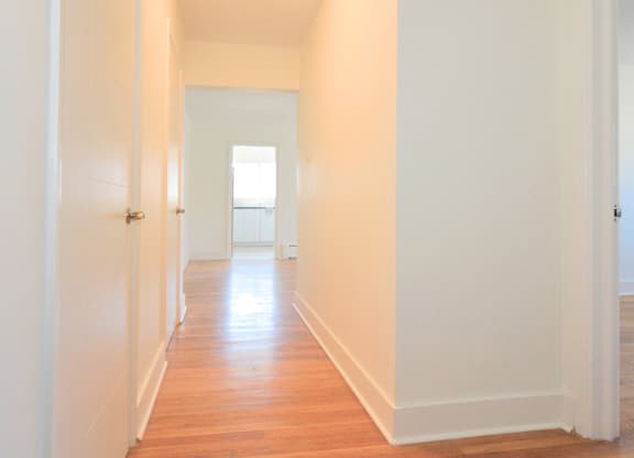 Kent Street Hallway Kitchen