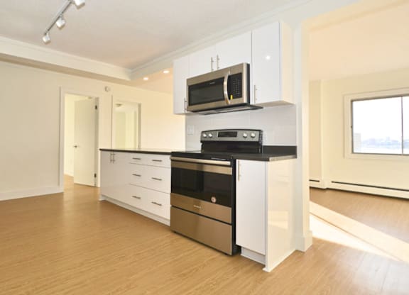 Parker Street Apartments Kitchen Appliances