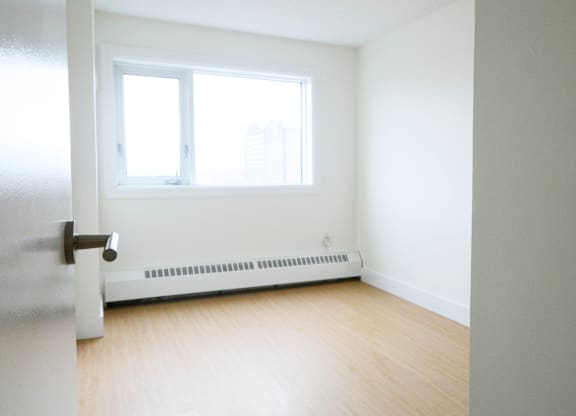 Quinpool Tower Bedroom