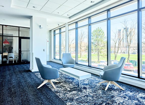 Quinpool Tower Lounge