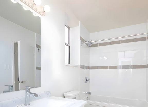 Ridgeway and Somerset bathroom