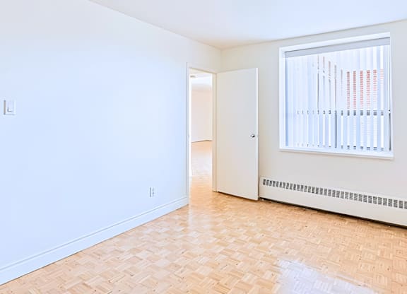 Ridgeway and Somerset bedroom