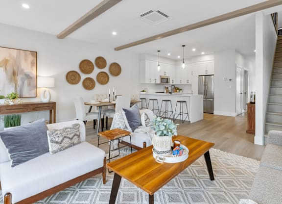 Sherwood Corssing Townhomes - Living Room