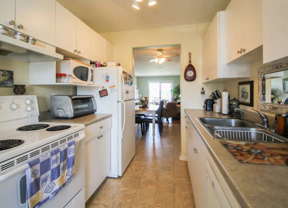 Strathmore Apartments Kitchen