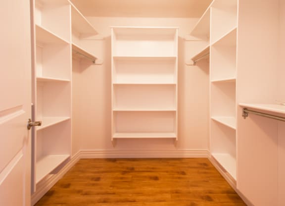 The Willow Closet