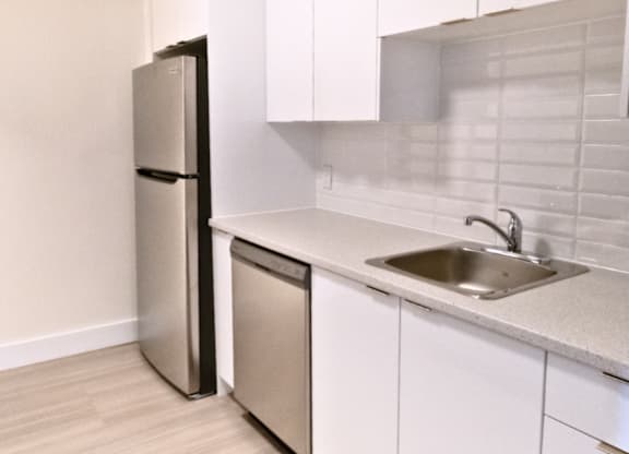 Veronica Drive Kitchen Appliances
