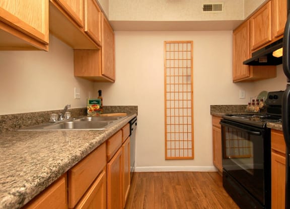 Granite Countertop at Hunter's Creek Apartments, Ohio