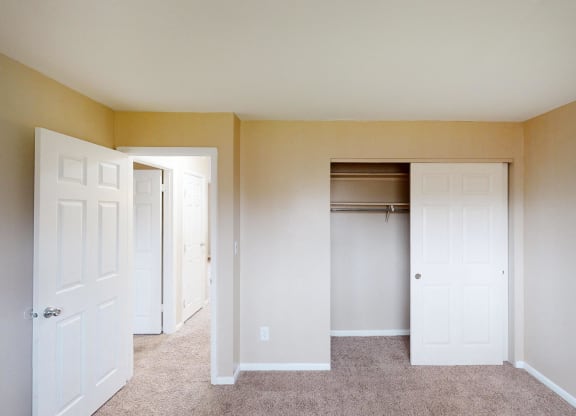 Bedroom area light at Sharondale Woods Apartments, Ohio
