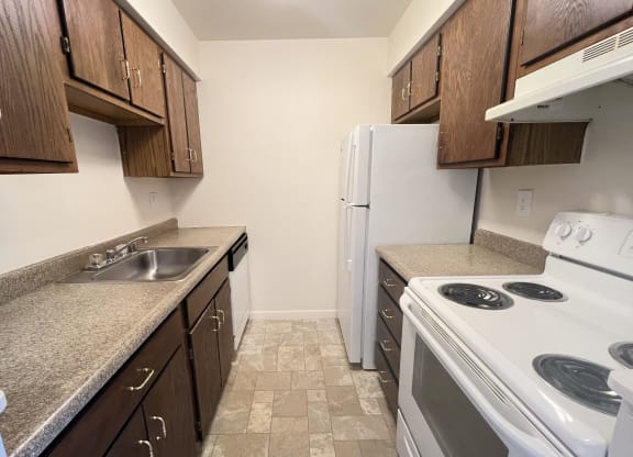 kitchen at Four Worlds Apartments, Ohio