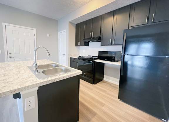 Elegant Kitchen at Hebron Station Apartments, Hebron, 41048