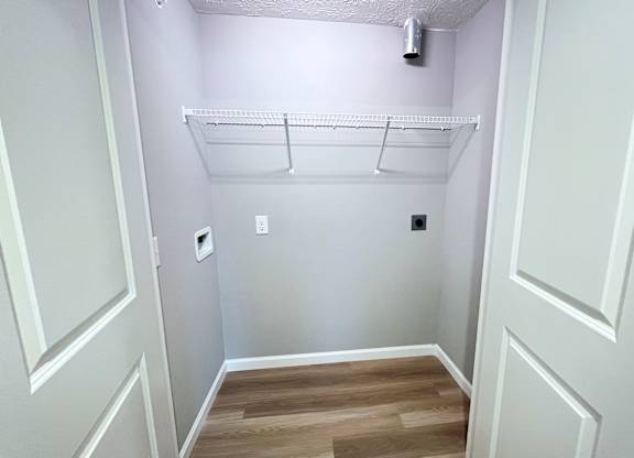 Small Utility Room at Hebron Station Apartments, Hebron, 41048
