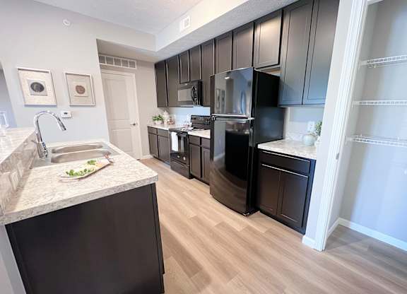 Open Kitchen Floor Design at Hebron Station Apartments, Hebron, 41048
