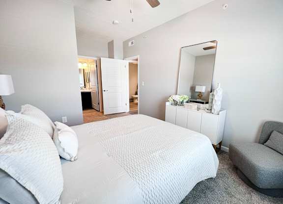 Large Master Bedrooms at Hebron Station Apartments, Kentucky