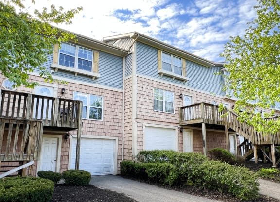 a view of the front of the house  at Woodhills Apartments, Ohio